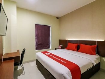 Hotel Nida Racing Center 2*