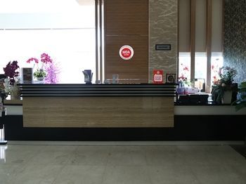 Hotel Nida Racing Center Makassar